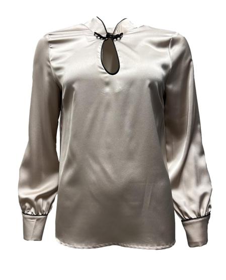 Blusa raso scollo alamaro