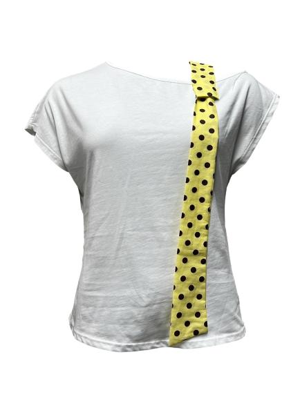 T-shirt cravatta pois